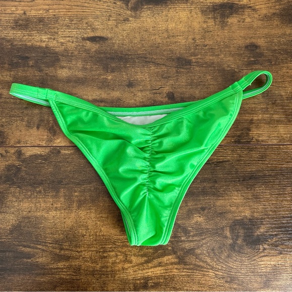 Veve Swim Bikini Bottom - Picture 2 of 5